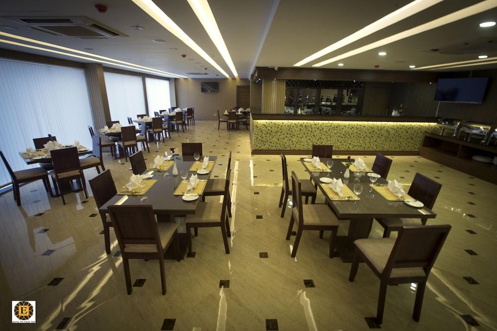 Elegant Hotel Pyi Thar Yar Yangon Exterior foto