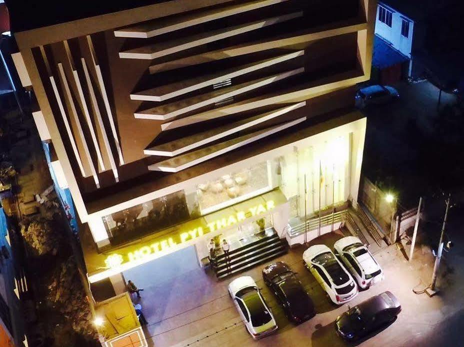 Elegant Hotel Pyi Thar Yar Yangon Exterior foto